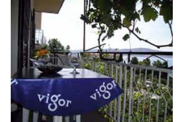 Kroatien Privát Starigrad Paklenica, Exterieur